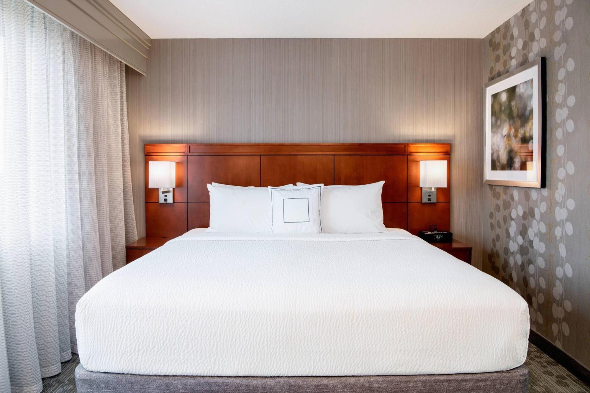 Courtyard By Marriott Edmonton West Hotel Kültér fotó